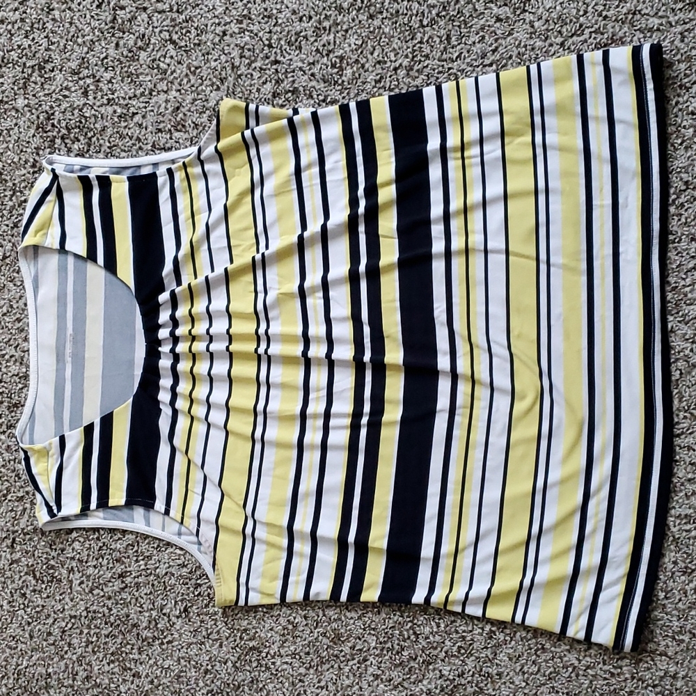 Christopher & Banks top